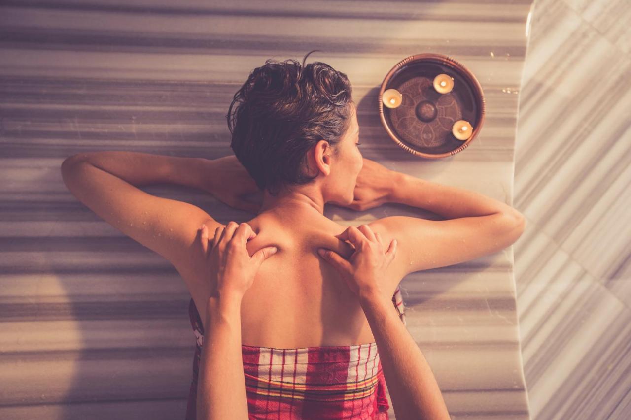 밀스톤 케이브 스위트 호텔 우치사르 외부 사진